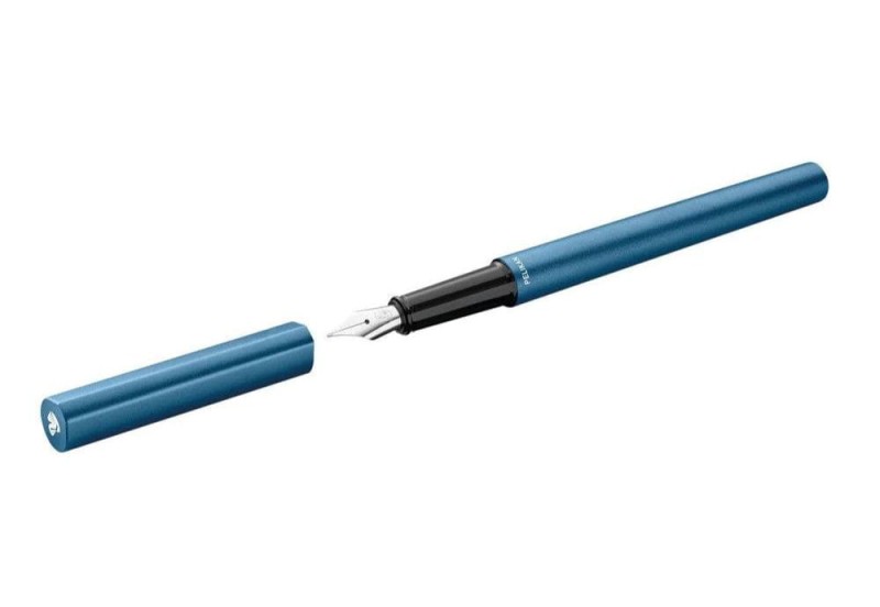 pelikan ocean blue (1).jpg