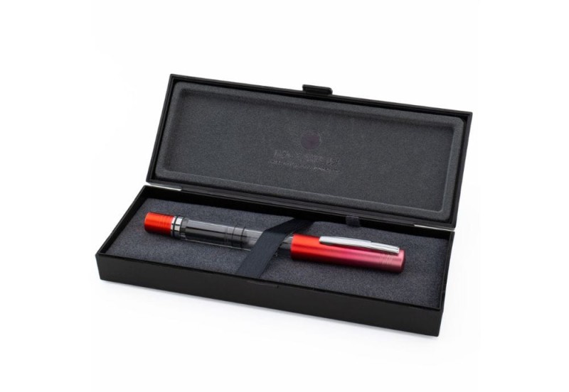 MONTEVERDE MP1 Pióro wieczne Piston filler Demonstrator NOTEKA Strawberry 2.jpg
