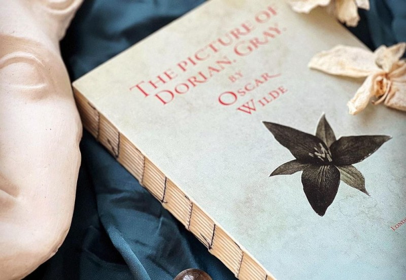 Slow Design Libri Muti Dorian Gray NOTEKA.jpg