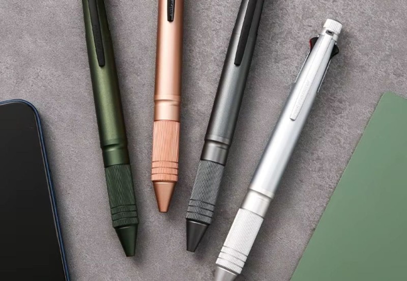 Uni-ball Uni Jetstream 4&1 Metal Edition multipen Noteka 5.jpg