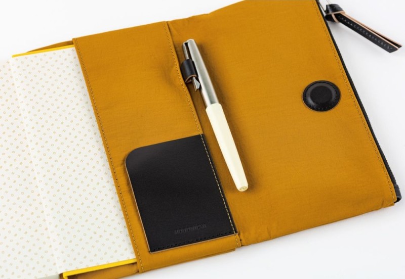 Hobonichi Techo Weeks Cover: Tragen: Mustard