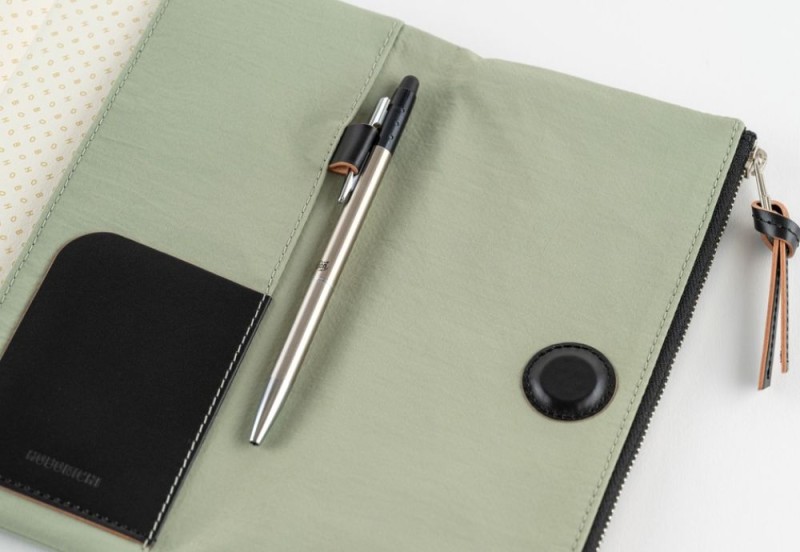 Hobonichi Techo Weeks Cover: Tragen: Oakmoss