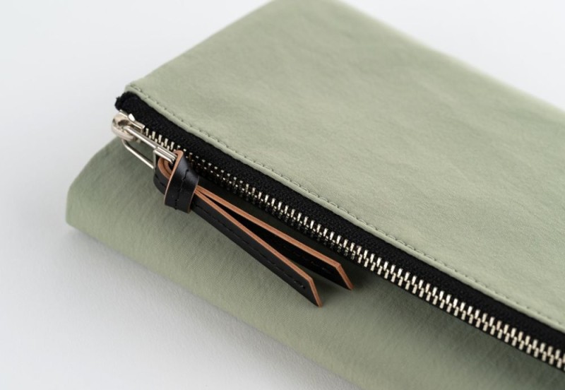 Hobonichi Techo Weeks Cover: Tragen: Oakmoss
