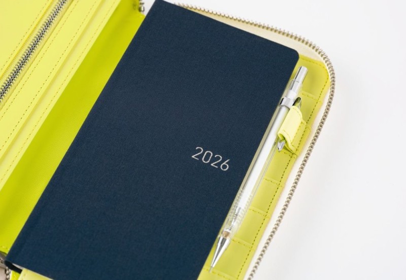 Hobonichi Techo Weeks Cover: mina perhonen: skyful (Yellow)