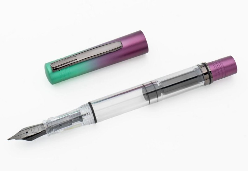 Monteverde MP1 Mermaid Tales Pióro wieczne Demonstrator Lock-it Piston 1.jpg