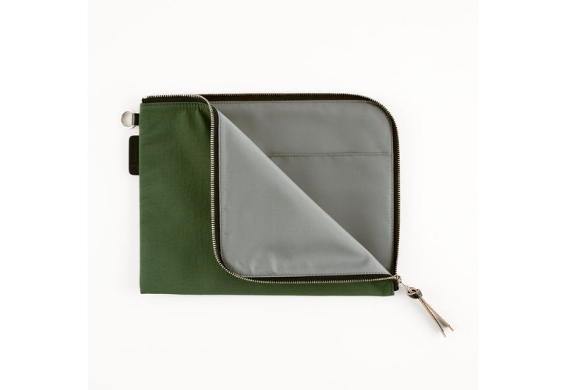 Hobonichi etui tragen flat pouch a5 green NOTEKA (3).jpg