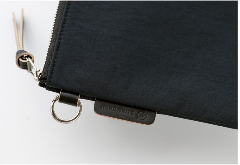 Hobonichi etui tragen flat pouch a6 black NOTEKA (6).jpg