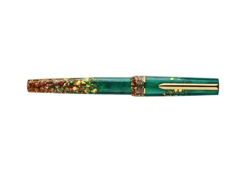 BENU Haute Emerald Eve Pióro wieczne 2.jpg